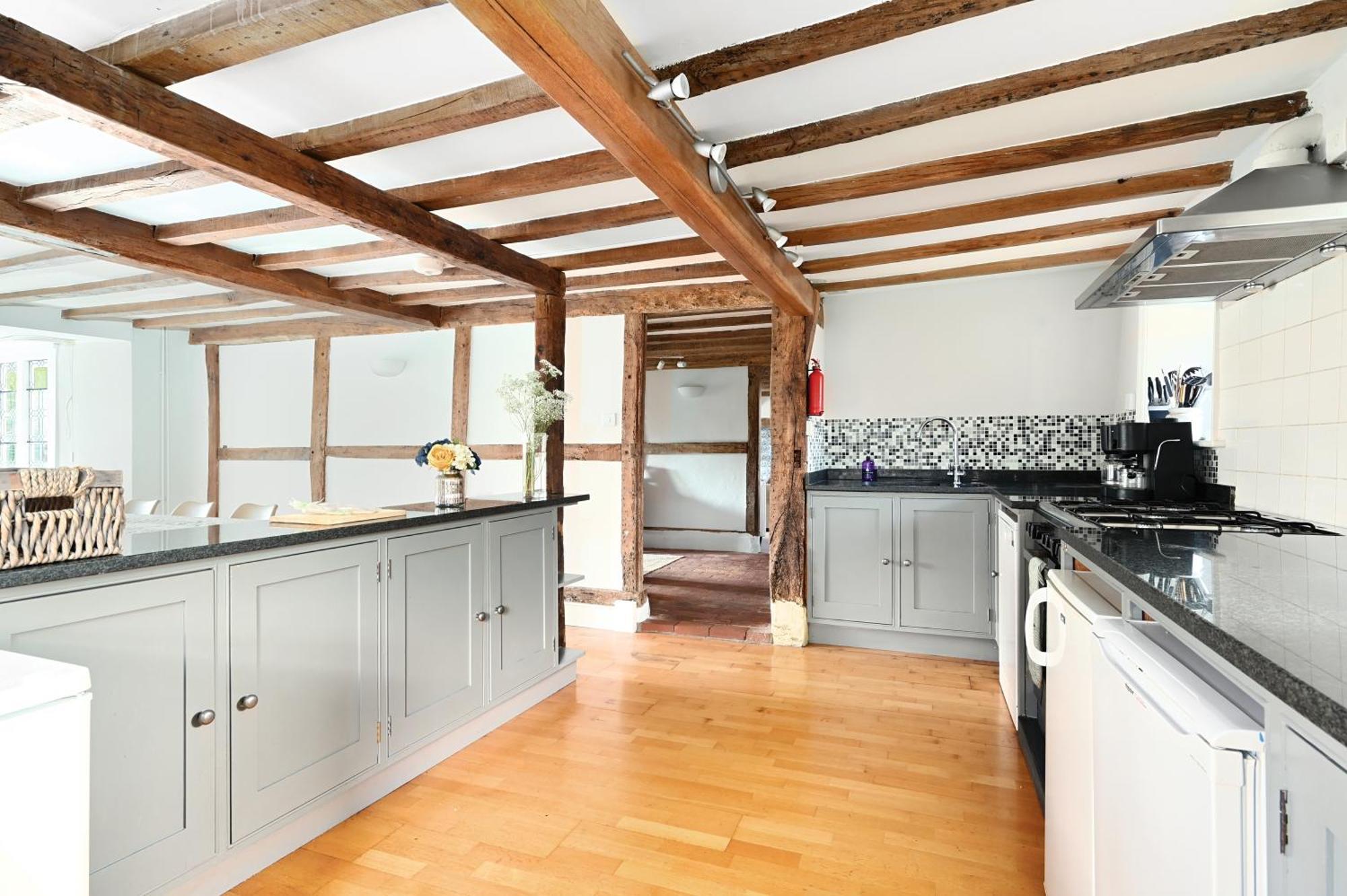 Walnut Tree House Villa Rustington Luaran gambar