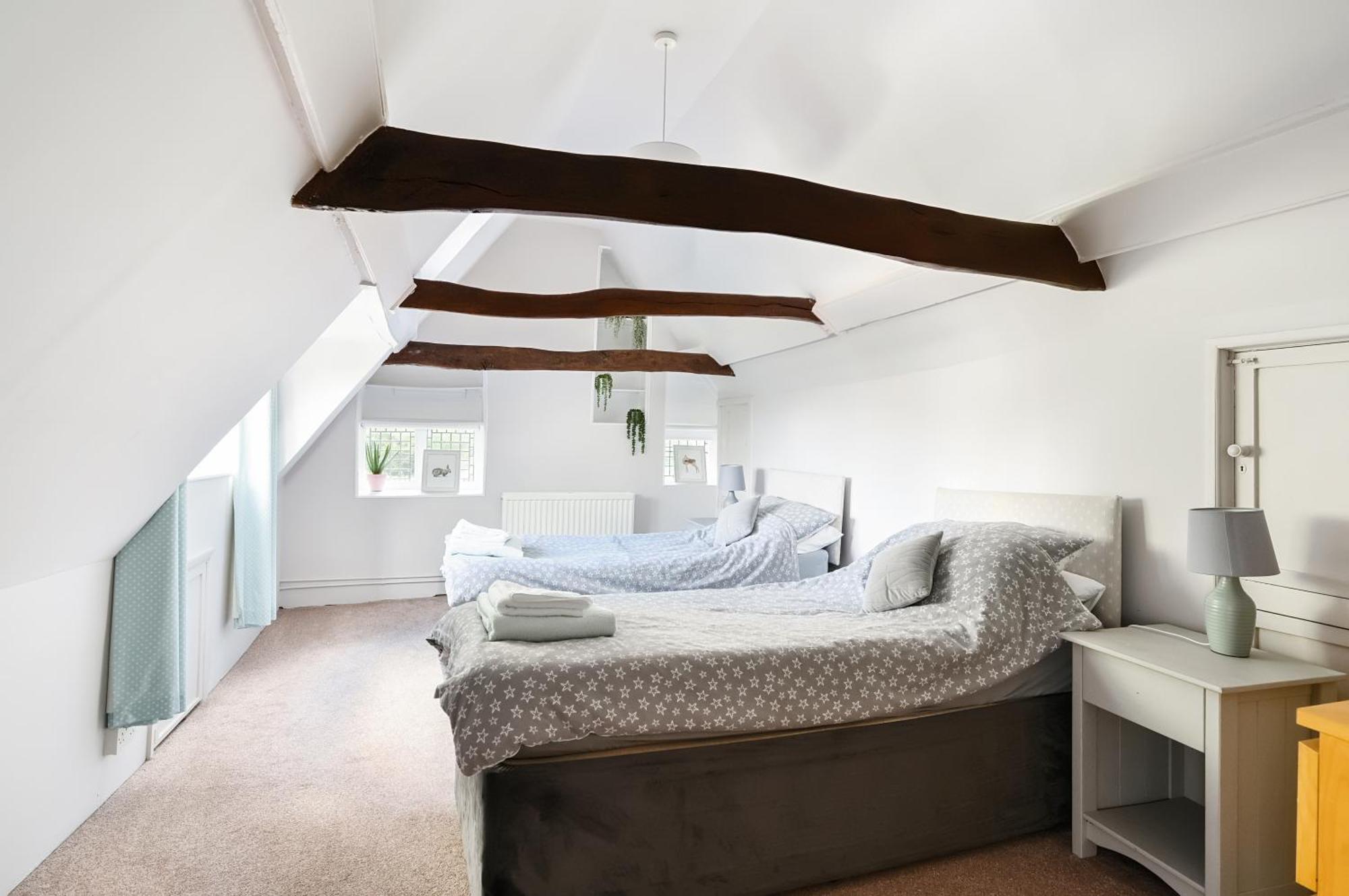 Walnut Tree House Villa Rustington Luaran gambar