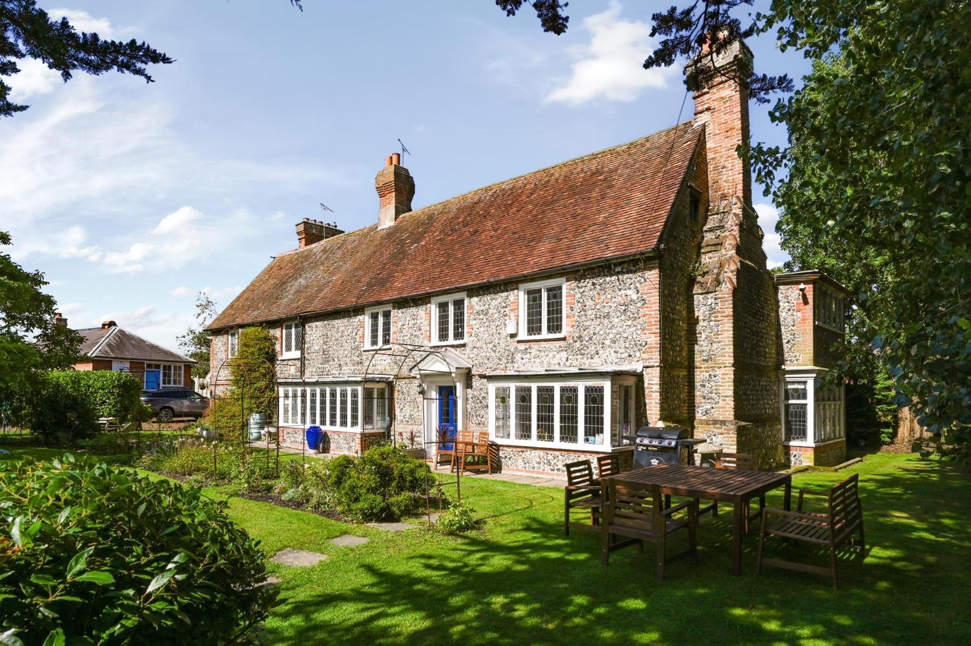 Walnut Tree House Villa Rustington Luaran gambar